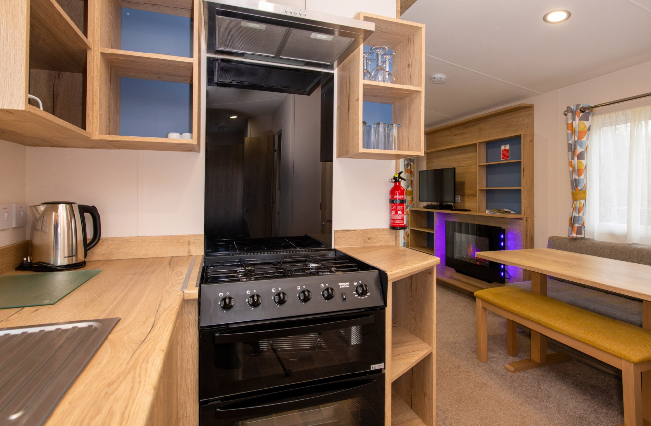 1314 x 860 DV M54 Classic 3 Bed Kitchen 2