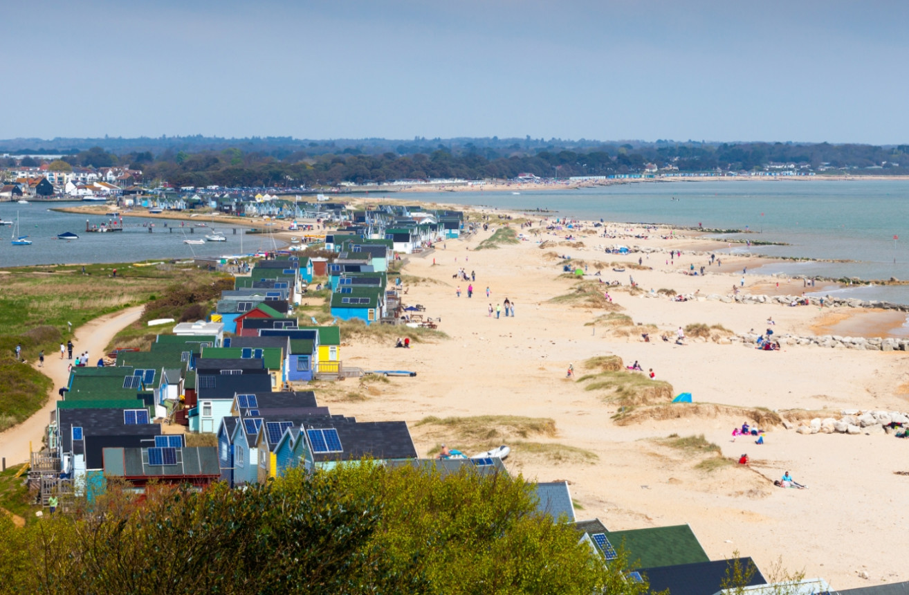 2024 HP 1360x870 Hengistbury Head