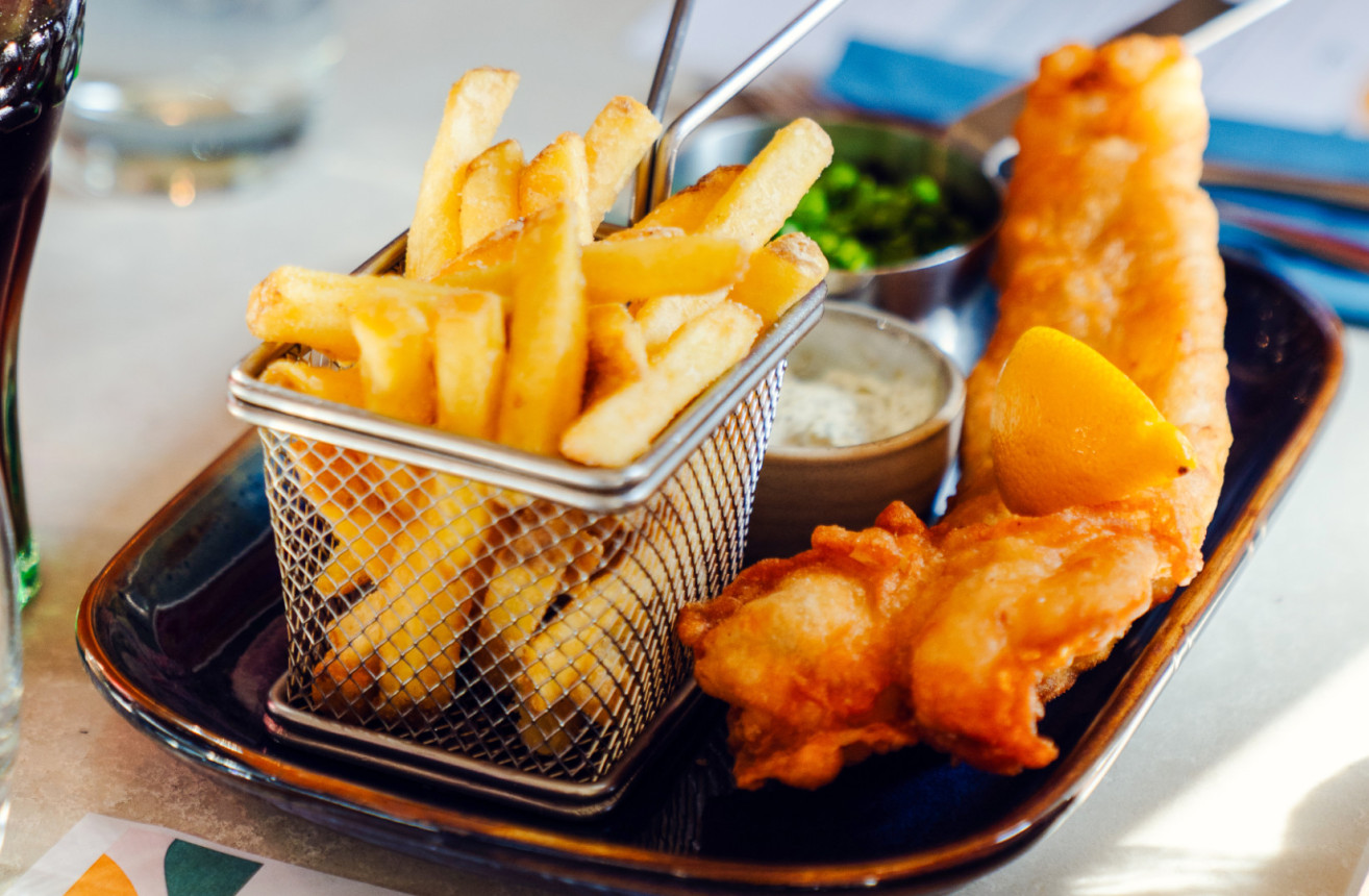 Compass fish chips 1920x1080 v2