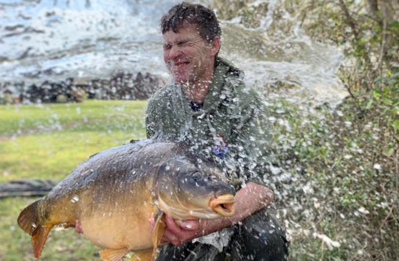 Fishing image 2 1920x1080