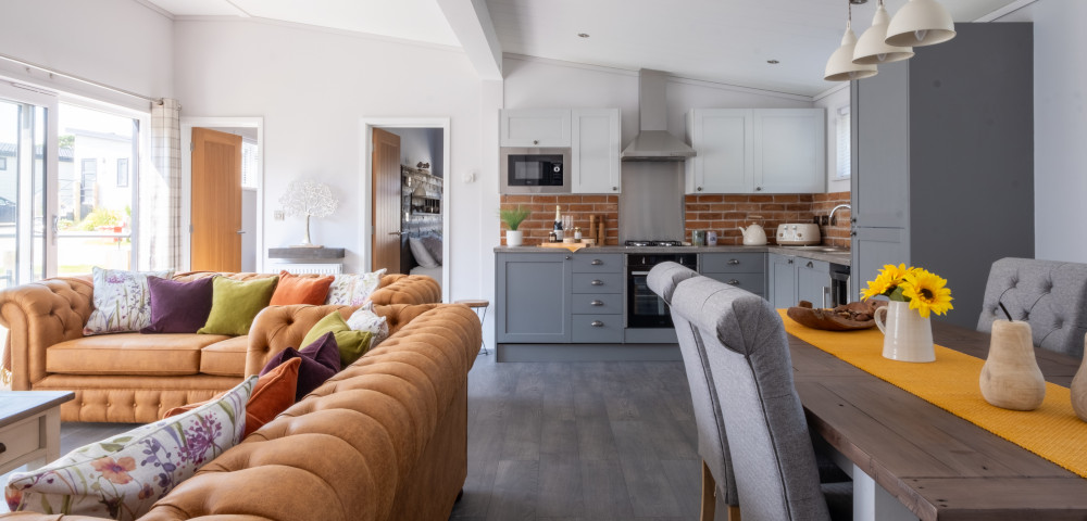 St Mabyn interior 1000x480