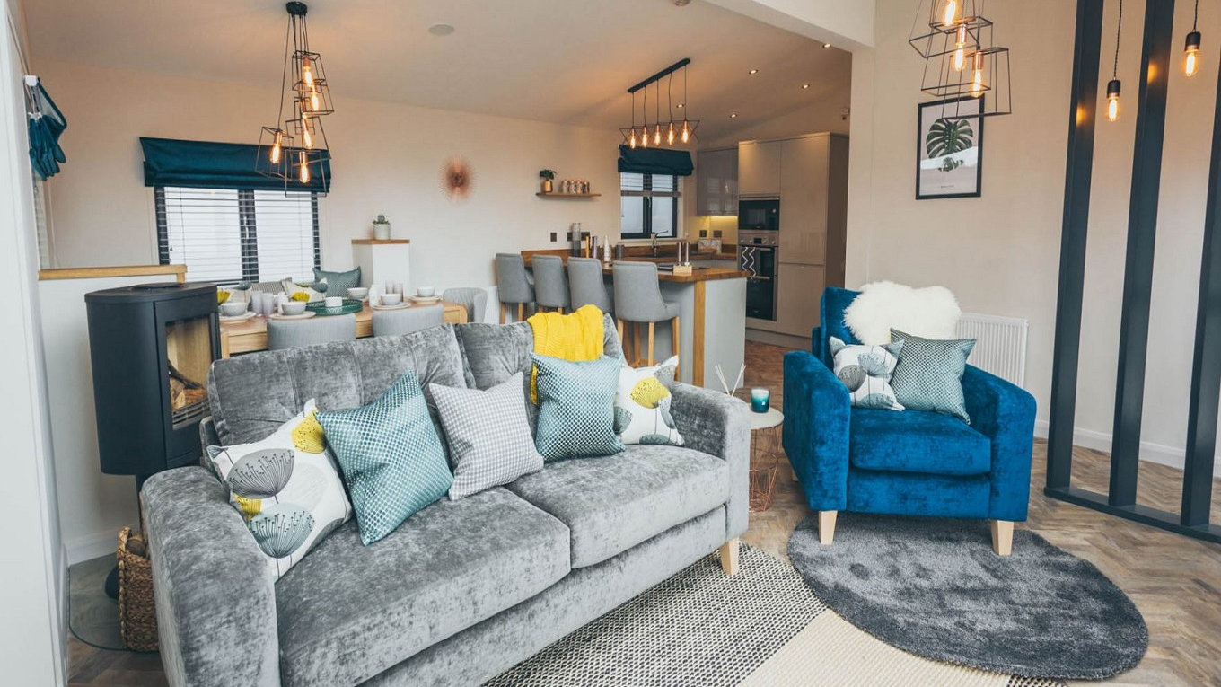 Pathfinder Evolution Living Area