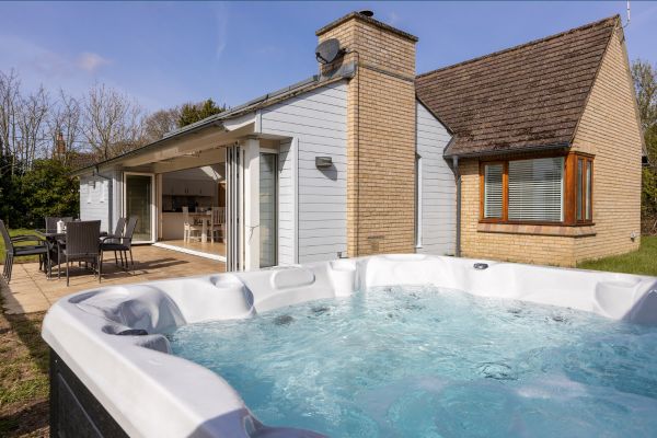 Hope cottage hot tub