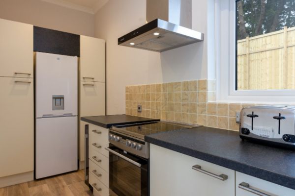 The thatched cottage kitchen