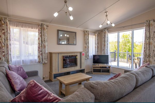 Deluxe Lodge lounge area