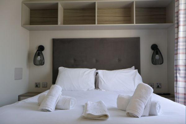 Select caravan - master bedroom, double bed