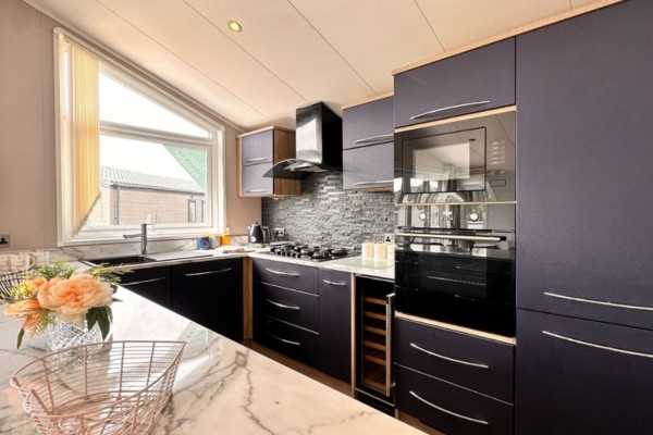 CTR Atlas Laburnum Kitchen 600x400