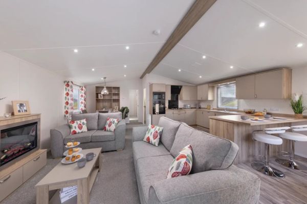 The Mountview Lodge wide shot of lounge kitchen