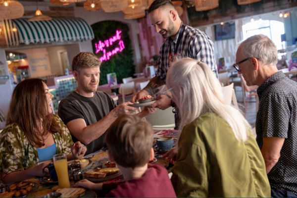 Family dining at The Pier House