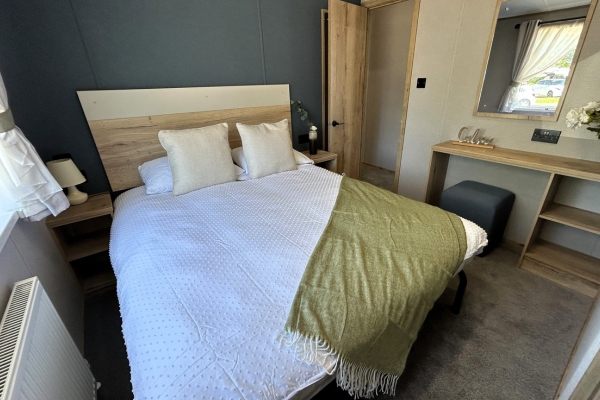 1912 master bedroom
