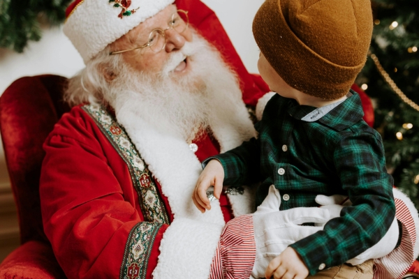 Child meeting santa