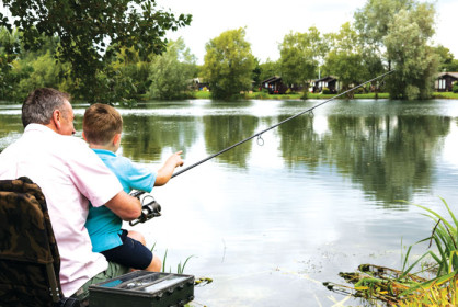 Hoburne Cotswold Banner fishing 768