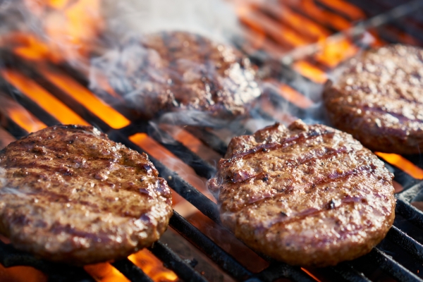 Sizzle and Splash   burgers on the bbq